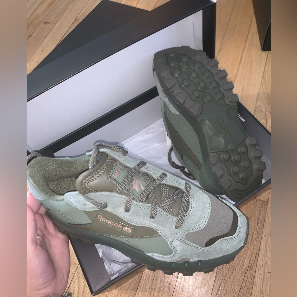 Women’s Reebok x Cardi B